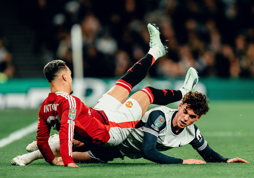 西甲劲旅遭遇连败,教练或面临下课压力 西甲劲旅遭遇连败,教练或面临下课压力