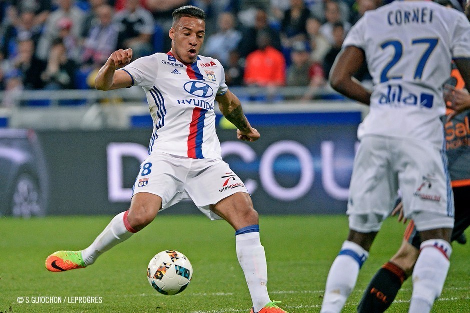 里昂队主帅透露战术调整方案的简单介绍 里昂队主帅透露战术调整方案的简单介绍