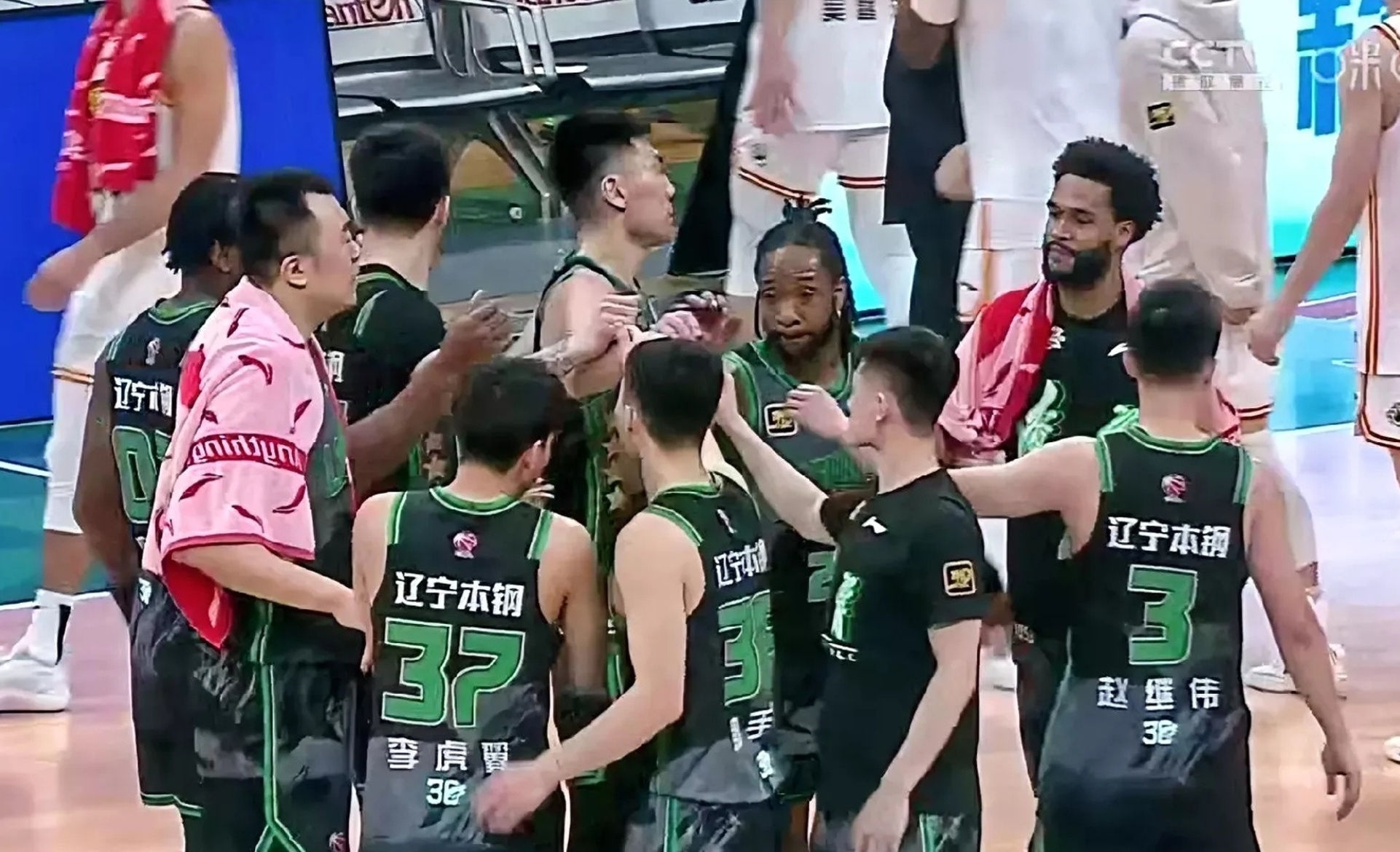 吉林队在致胜比赛中展现出强大实力 吉林队在致胜比赛中展现出强大实力