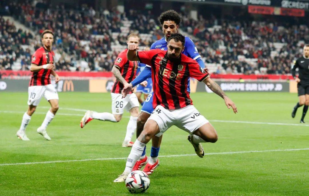 南特主场大胜摩纳哥，法甲保级形势明朗的简单介绍