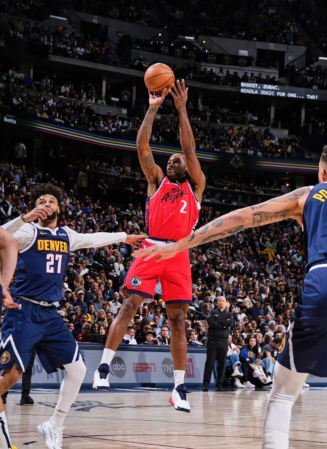 od体育官方-快船逆转篮网,莱昂纳德建功