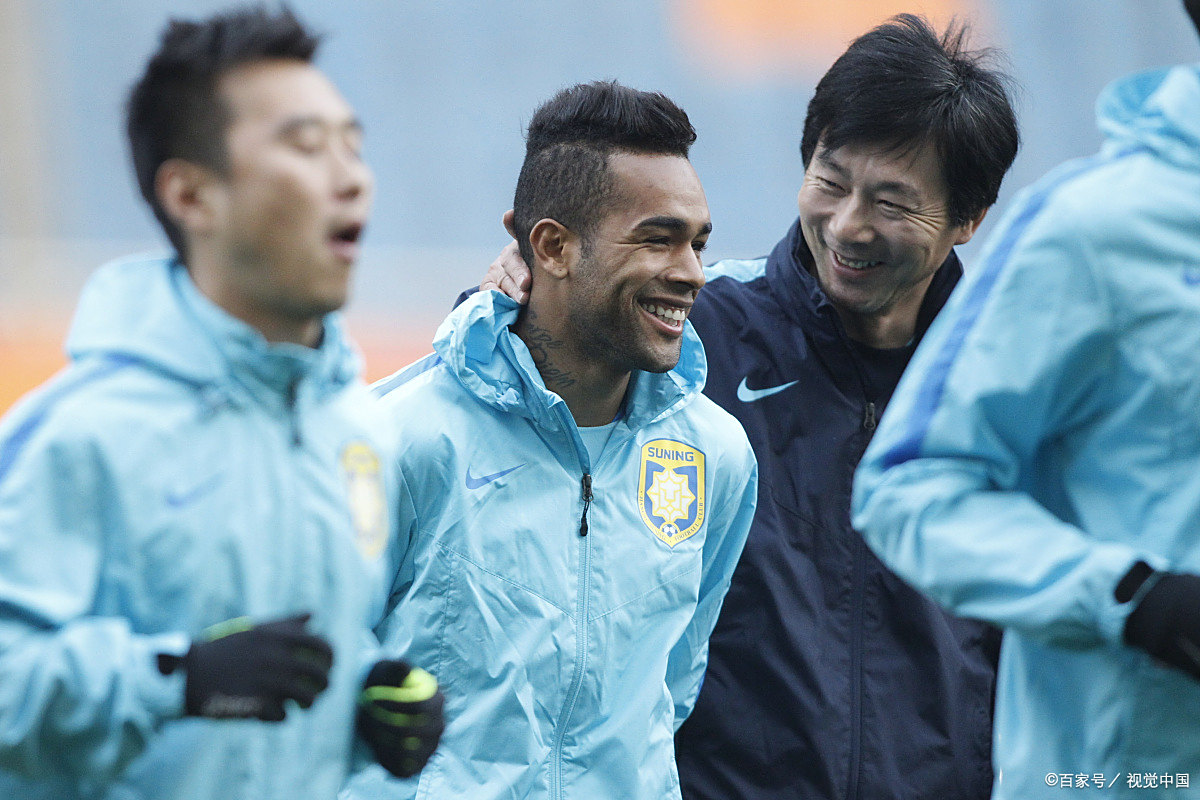 谢菲联主场战平，艰难逼平强敌