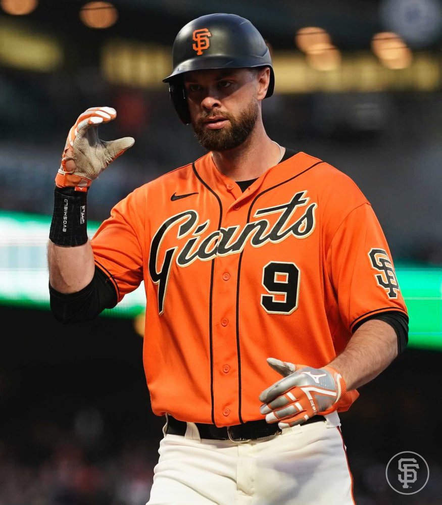 od体育教练-惊心动魄：一球员致胜绝杀，引领球队逆袭的简单介绍