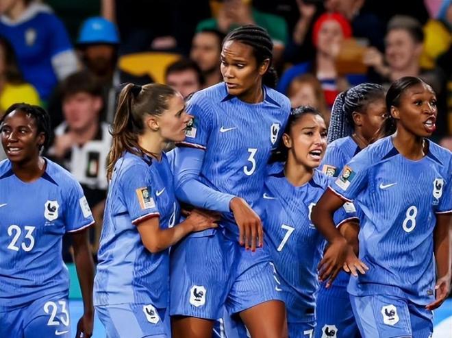 意大利击败瑞典获得女子篮球胜利