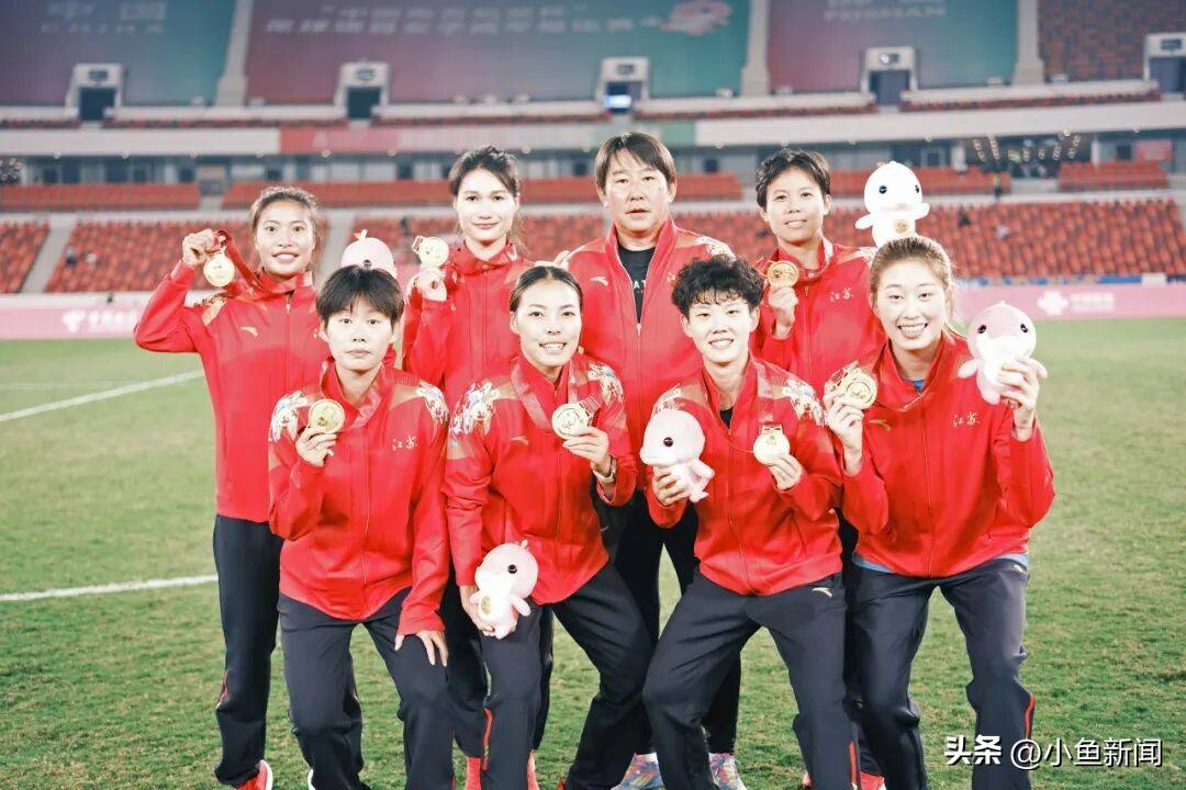 女足比赛实力雄厚，扬眉吐气