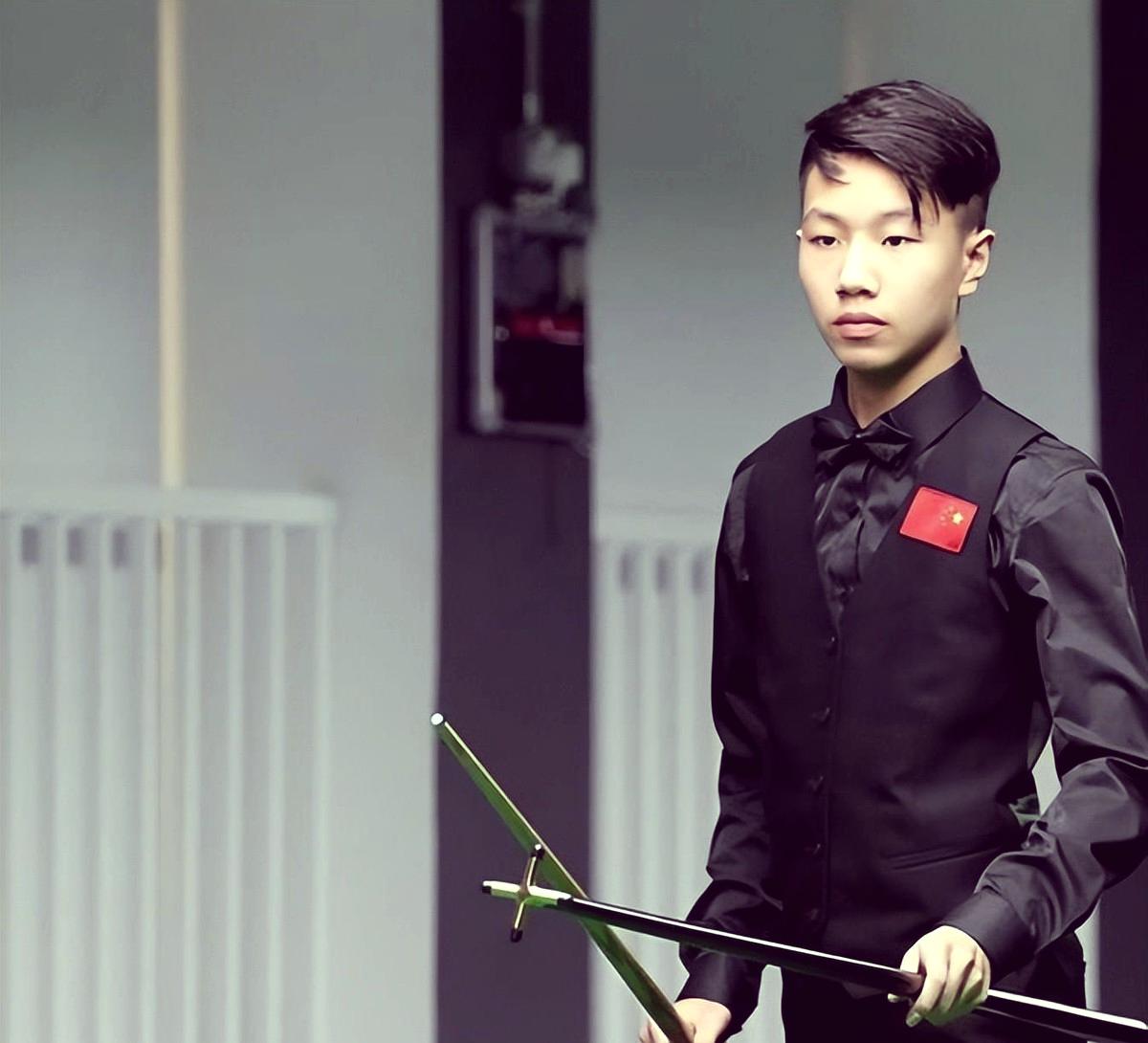 od体育官网-爱尔兰球队人气新星闪耀，率队晋级