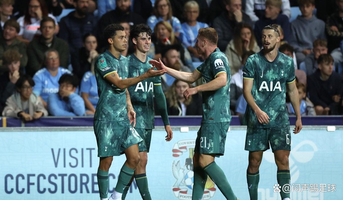 爱尔兰球队人气新星闪耀，率队晋级